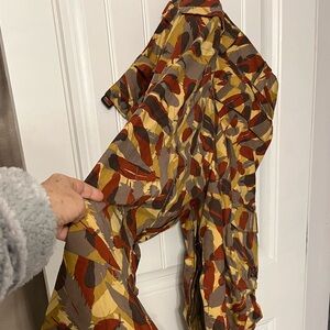 Burton snowboarding pants. Excellent condition.